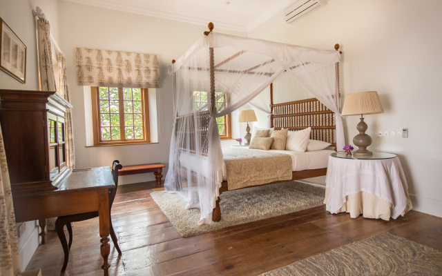 Taru Villas - Rampart Street