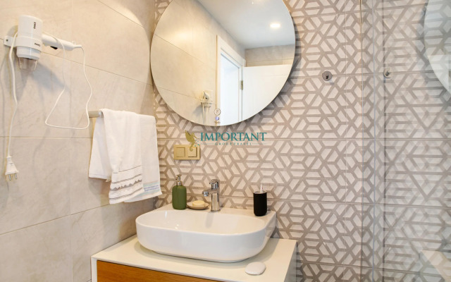BD498-Gümüşlükte 4 Odalı Özel Havuzlu Villa