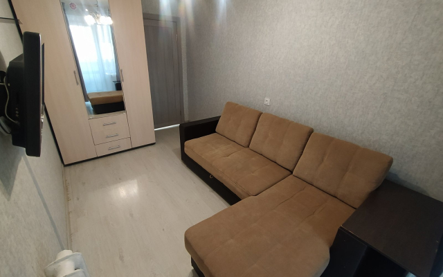 Квартира трехкомнатная в центре полностью оборудована для проживания