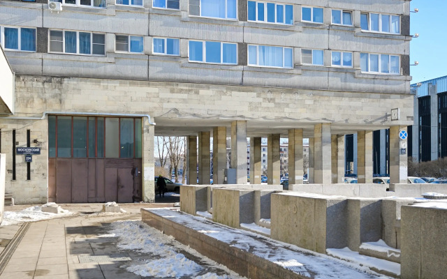 1912 S Vidom Na Ploschad Pobedy Apartments