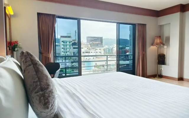 C&N C&N  Patong, Phuket