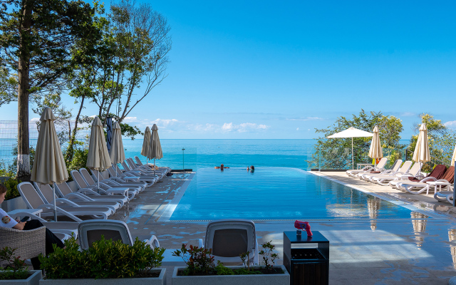 Na Luchezarnyoi Apart Hotel