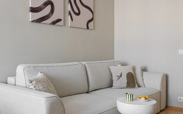 Квартира Видовая Трехкомнатная с Эркерным Балконом