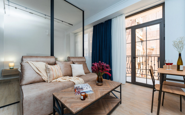 KeyGo #0161, 1 Bedroom, Designed with Balcony Apartments