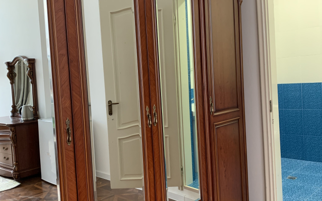 Arbat Hotel