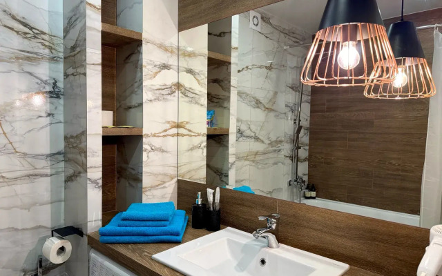 Apartamenty Avrora Shiroko Kholodnaya 8. 2 etazh