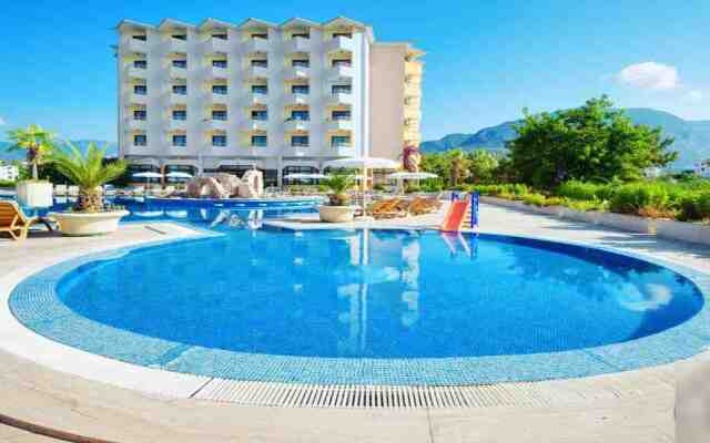 Sunshine Hotel