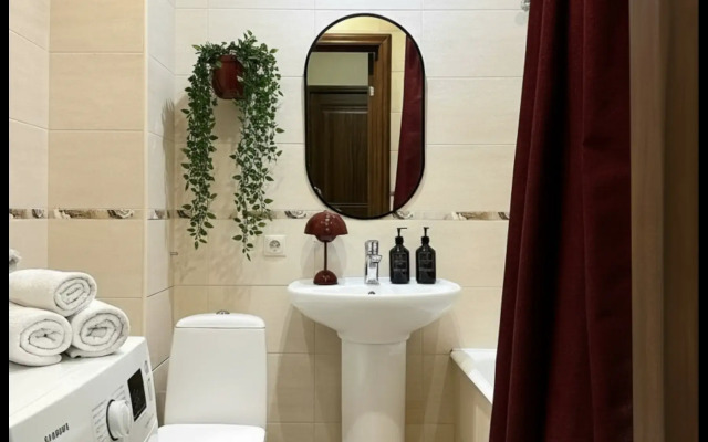 Апартаменты Чарующая однокомнатная рядом с набережной Волги