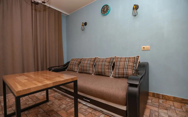 Studiya Uluchshenaya Apartments