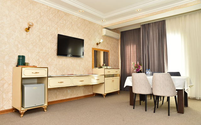 Karat Inn Boutique Hotel