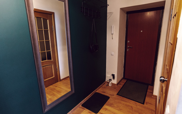 Prospekt Dzerzhinskogo 13 Flat