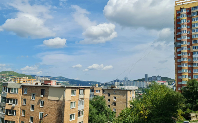 Prostornaya Tryoshka Blizko K Tsentru Flat