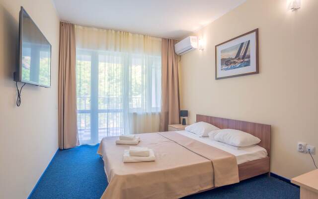 Kastropol Hotel	