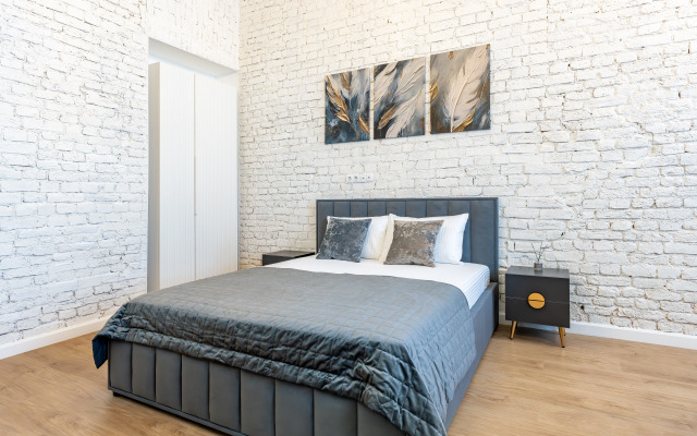 Апартаменты Лофт с видом на Неву