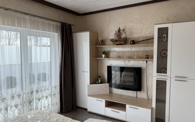 Dom s Bassejnom Villa