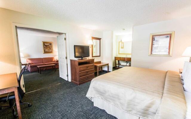 Equus Inn Ocala Hotel