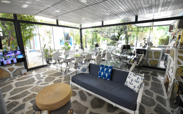 Artunç Hotel