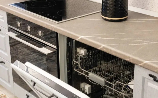 Апартаменты двухкомнатные с двумя кроватями, гардеробной и кухней-гостиной