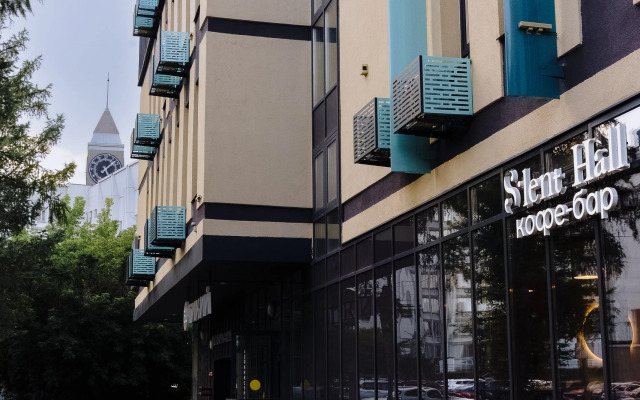 Premier Krasnoyarsk Hotel