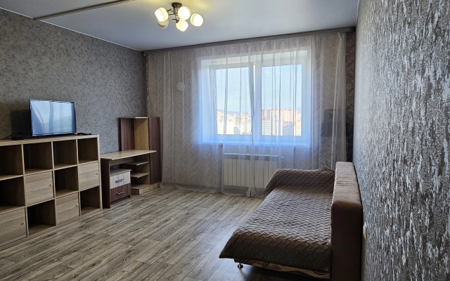 Квартира Уютная Красных Коммунаров 1