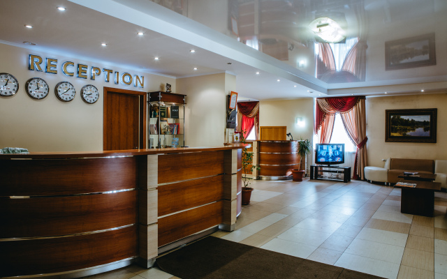 Отель Снежный