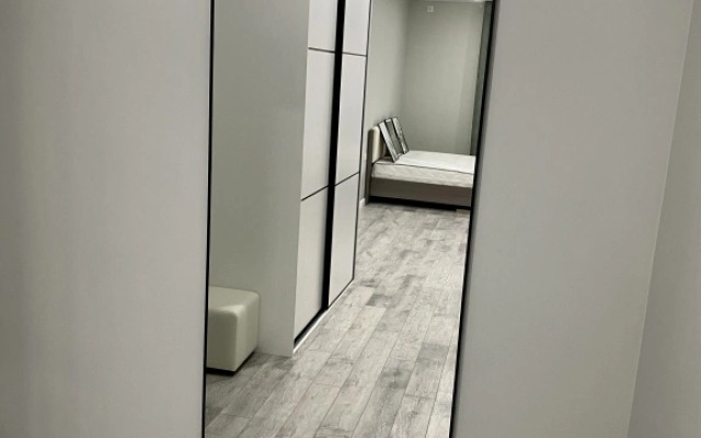 na Smolina. 61 (Green-room) Apartments