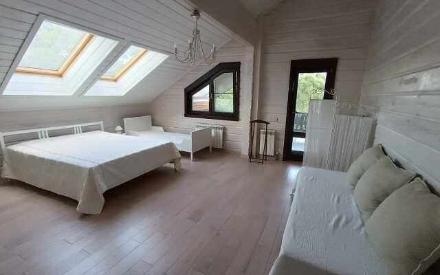 Gostevoy Dom Ilyinskoye 77 Private House