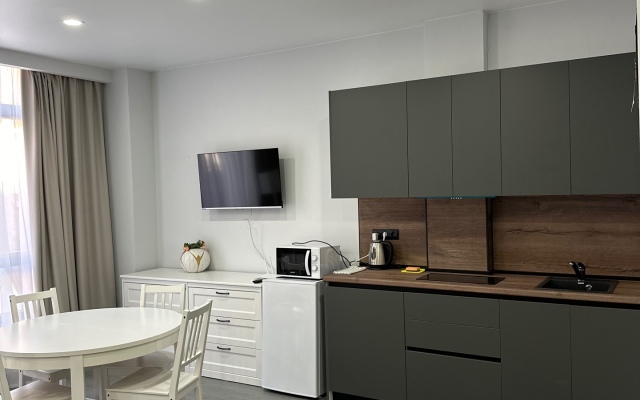 V Belom Apartments