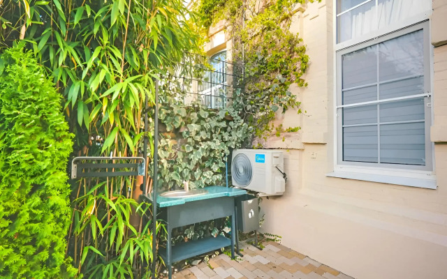 Апартаменты GoodZone на Театральной 1