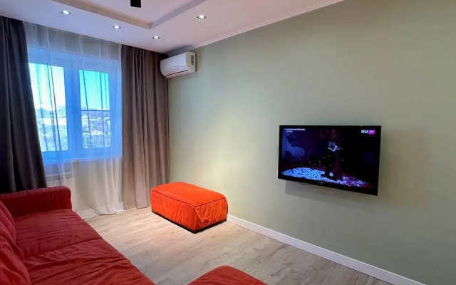 Ady Lebedevoy 47 Flat