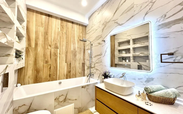 Апартаменты на Ялтинской 12А ЖК «Шато Лувр»