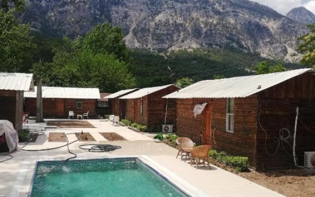Lime Tree Houses Hotel