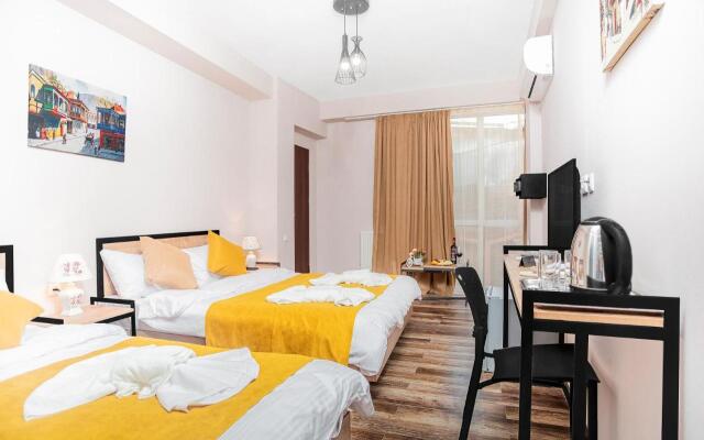 Diuma Hotel