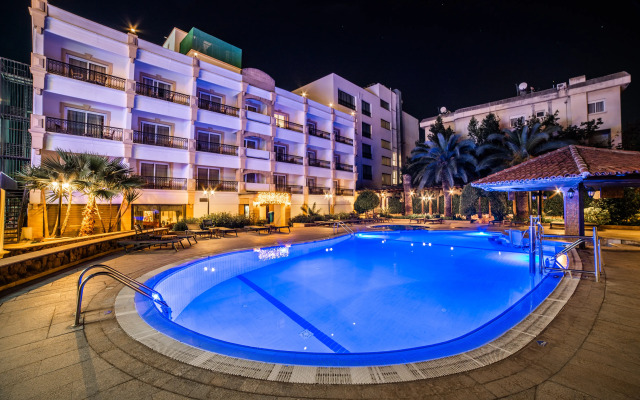 Pia Bella Hotel