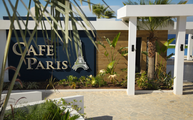 Caesar Cliff Resort Apartment Hotel
