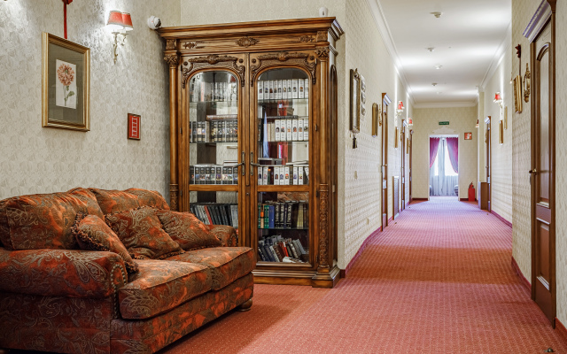 Bristol Hotel