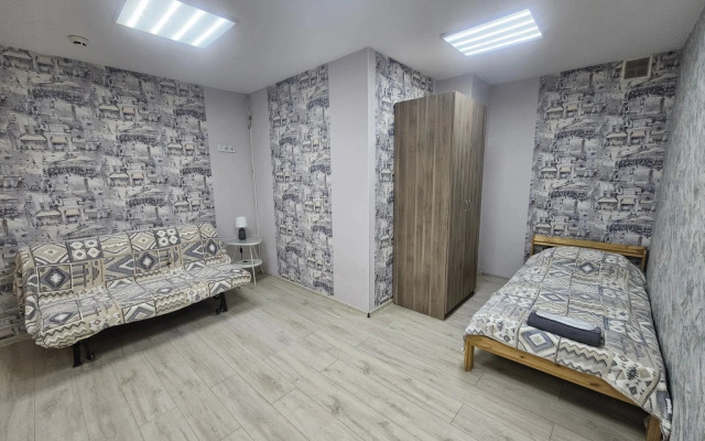 Dvuhkomnatnye ryadom s parkom SHvejcariya Apartments 1