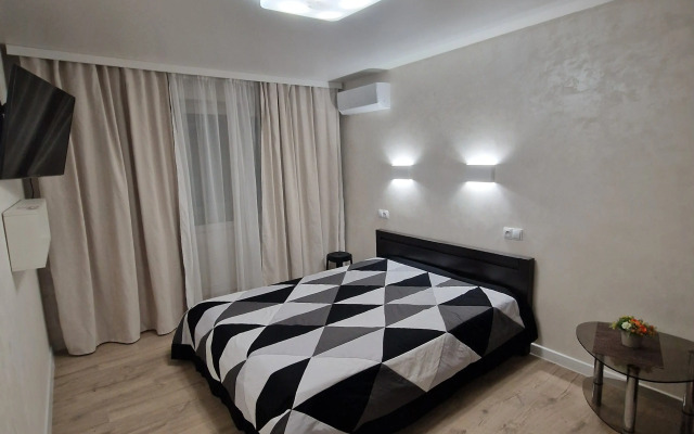 V Samom Centre Apartment