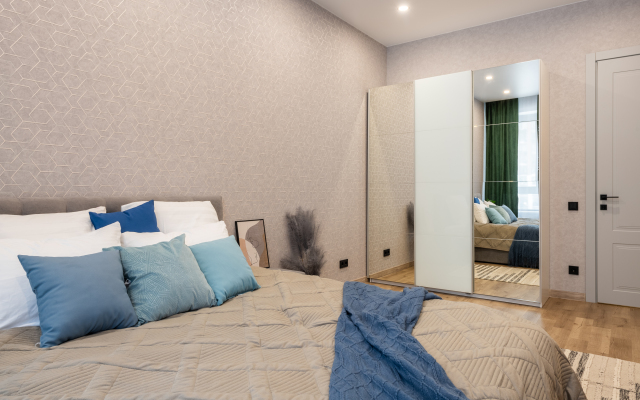 Jane-Apart Big Company Apartments