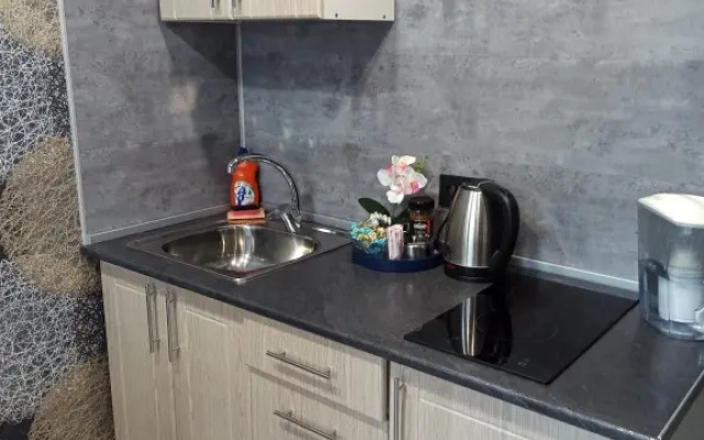 Dvuhurovnevaya Khadi_Home ryadom s Komsomolskoj Naberezhnoj Flat