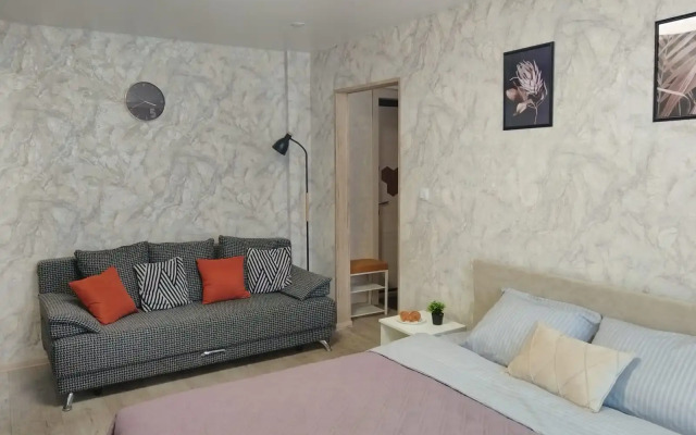 50 Let Oktyabrya 18 Apartment