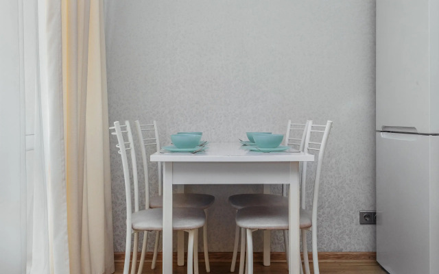 Semeynye U Plyazha S Podogrevaemym Basseynom Apartments