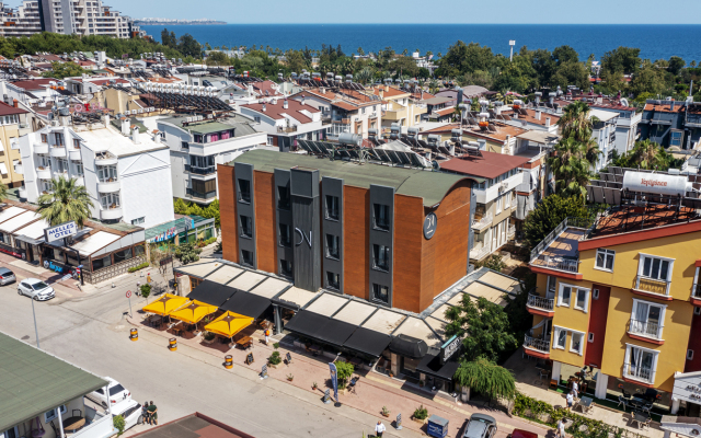 Der Inn Hotel