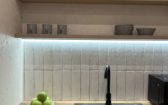 Stilnaya Yevrodvushka S Vidom Na Gory Flat