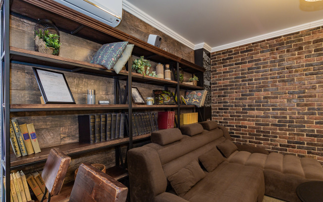 Loft s prektorom i terassoj Apartment