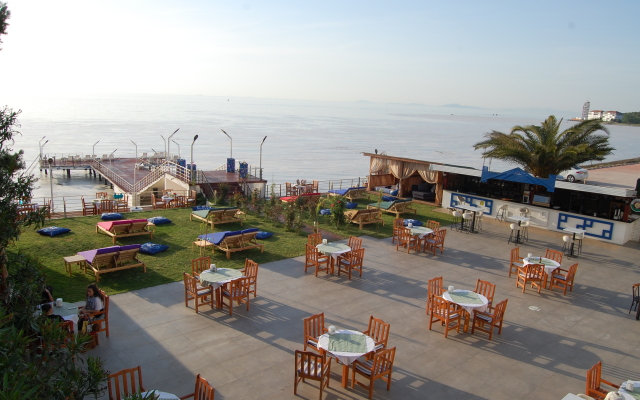 Отель Grand Koru Otel Beach