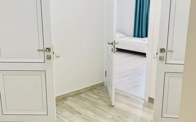 Квартира Двухкомнатная на Поэтической 44