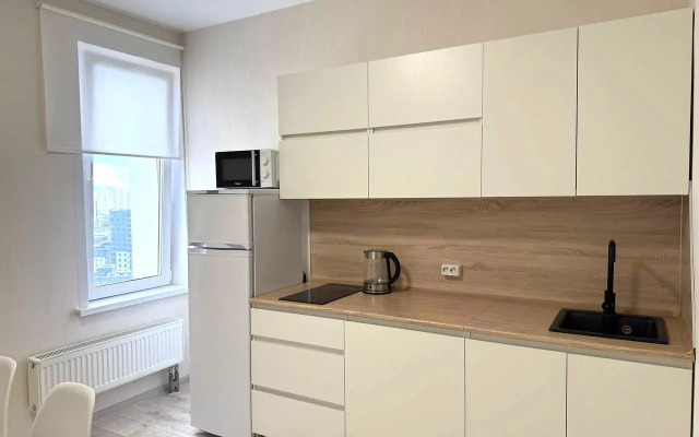 Ryadom S Torgovym Tsentrom Planeta Dlya Chetverykh Flat