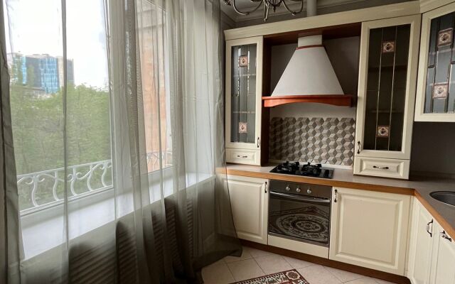 M.o.o.n Apartments Tole Bi Tulebaeva Kv 8 Tsentr Flat