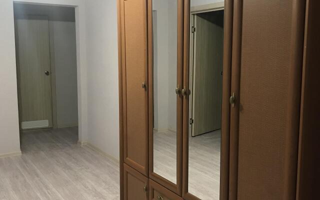 DvuKhkomnatnye Zhk Suvorovskiy Apartments